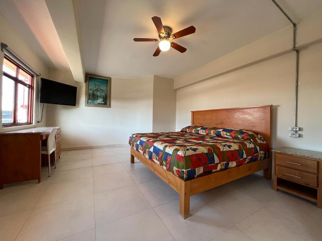 Hotel Villagran Tijuana Buitenkant foto