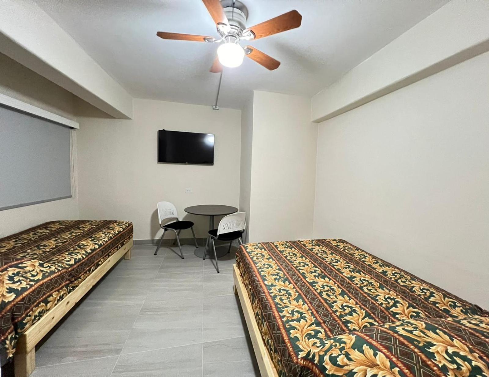 Hotel Villagran Tijuana Buitenkant foto